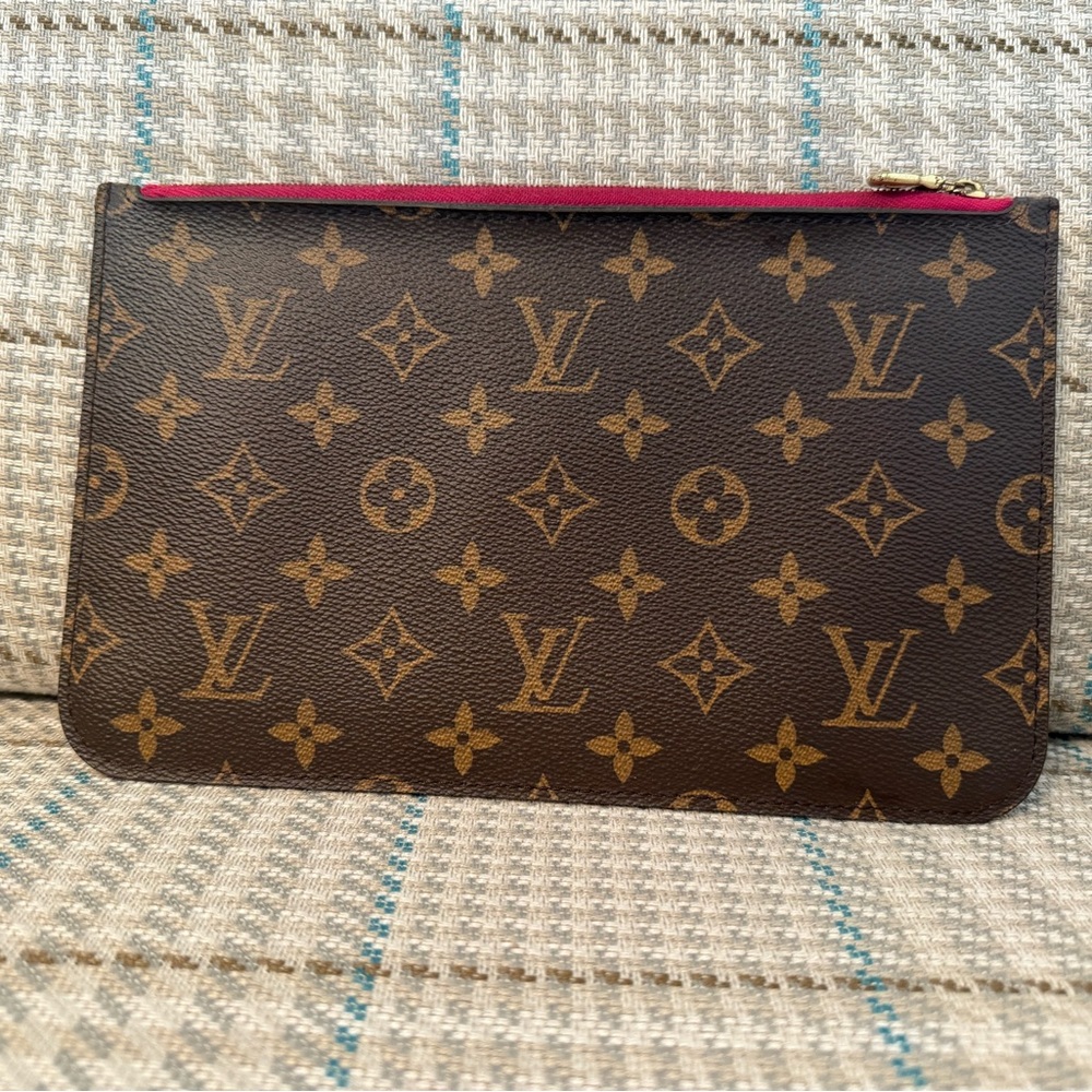 Louis Vuitton pouch
